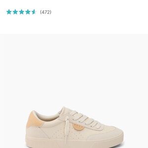 Reef Cream and Tan Athletic Shoes